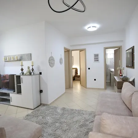 Lefkada Deluxe Apartman Nidrí