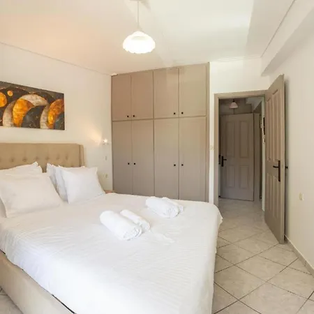 Premium Private Parking - Luxury Living Lefkada